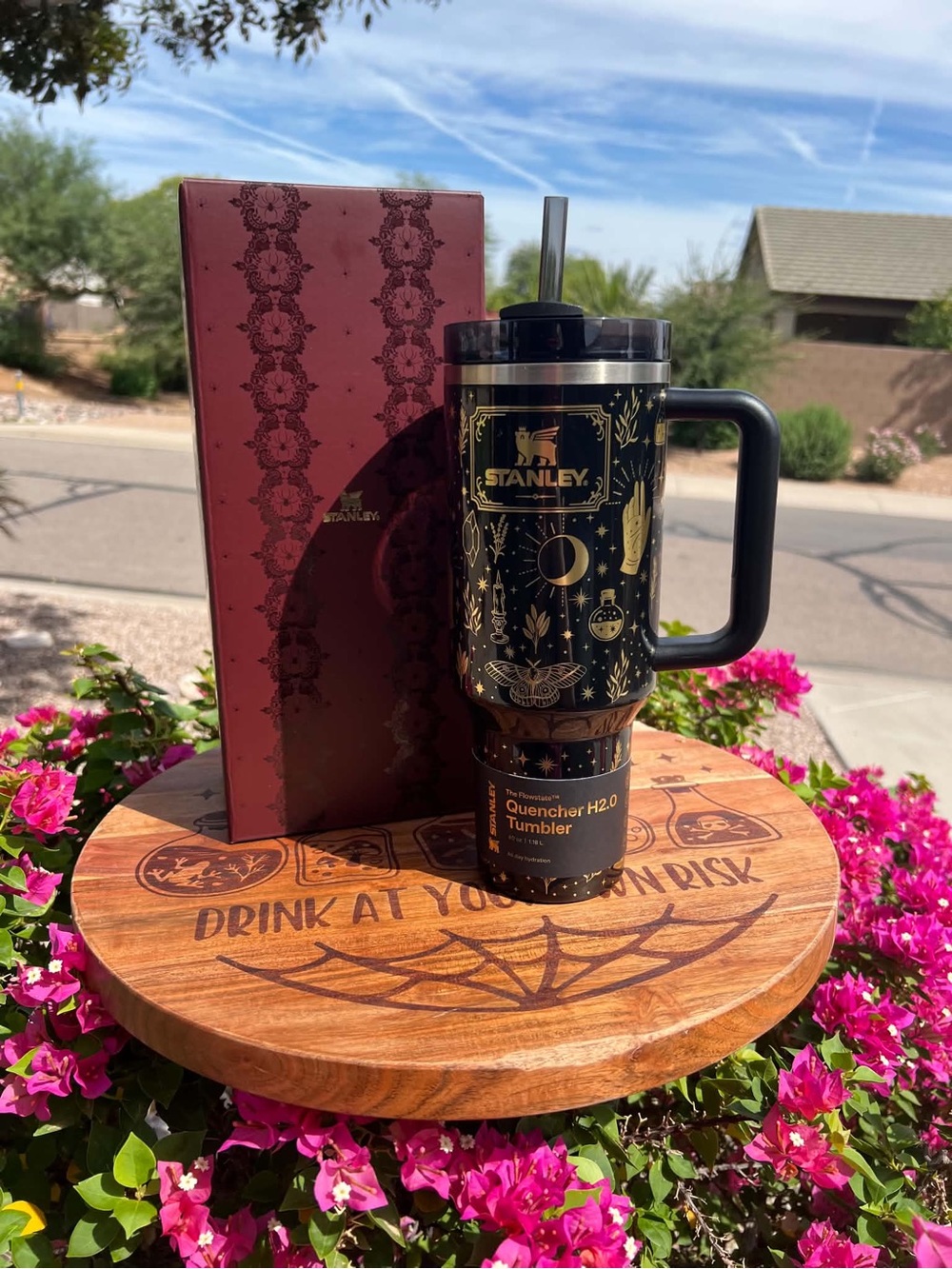 Stanley Black and Gold Celestial Quencher H2.0 Tumbler with Handle